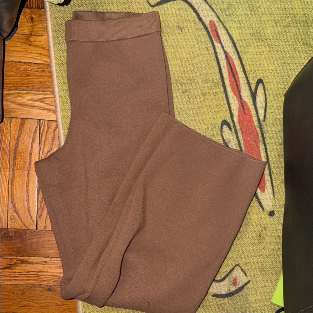 Uniqlo  Tan wide leg pants  size M